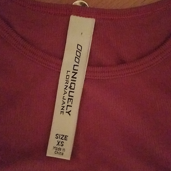 Lorna jane high neck tank top size xs - Picture 3 of 3